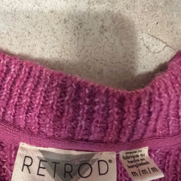 Retrod pink sweater - Picture 2 of 2